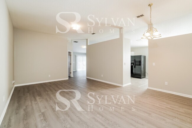 Photo - Experience the Lifestyle awaiting you!