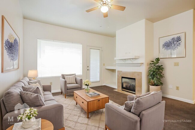 Photo - 900 S Meadows Pkwy Unit 822