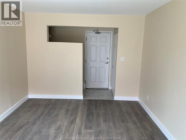 Photo - 2630 Columbia Ct