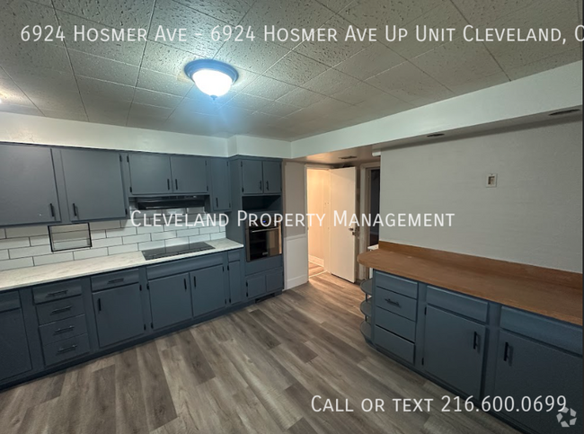 Building Photo - Newly Renovated Cleveland Duplex Rental