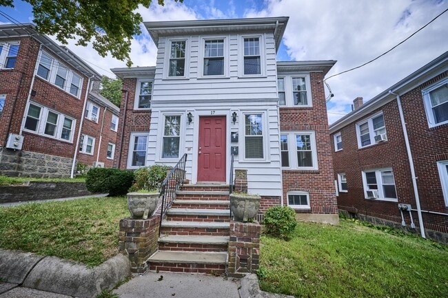 Photo - 17 Charlemont St Unit 1
