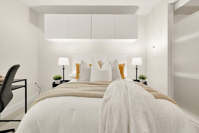 Photo - 525 Water St SW