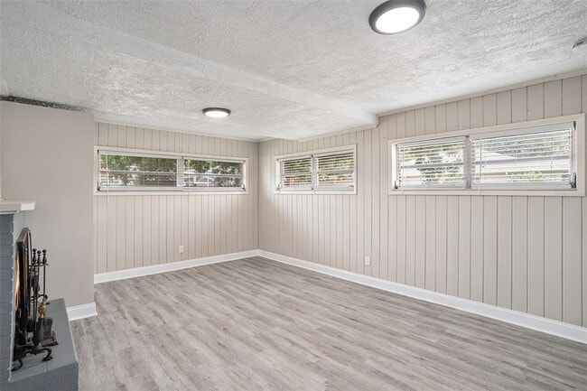 Photo - 3002 W Marlin Ave