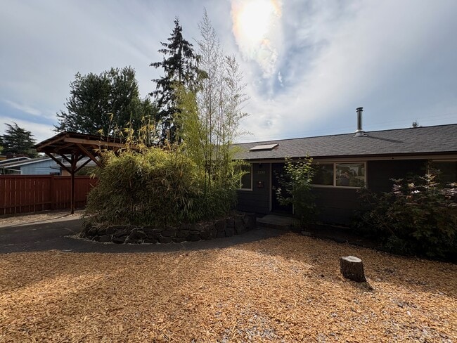 Photo - 3230 Onyx St