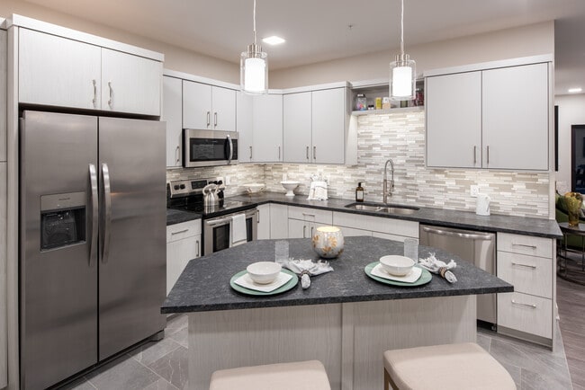 Photo - Rivers Ledge Apartments