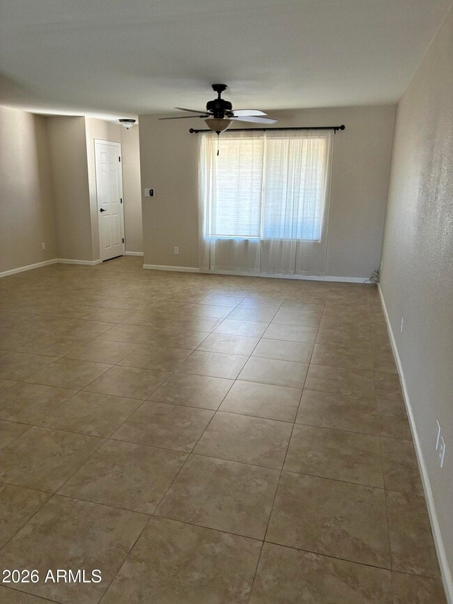 Photo - 2058 E Fremont Dr