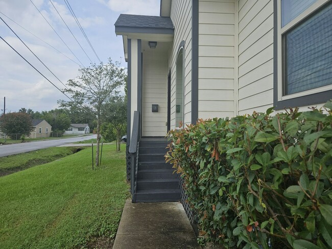 Photo - 4801 Wenda St