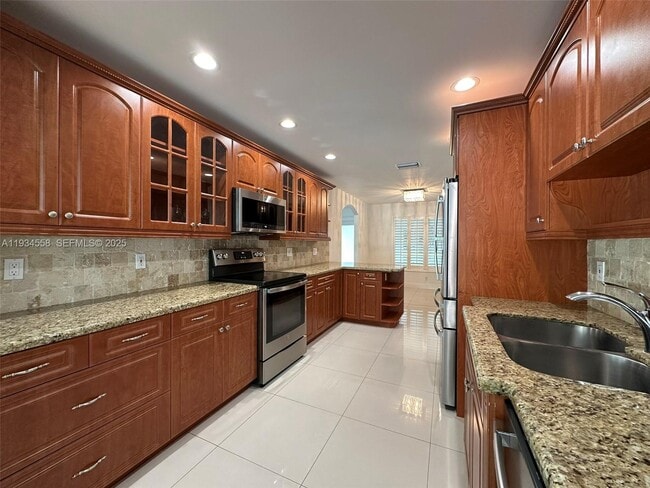 Photo - 7535 SW 117th St