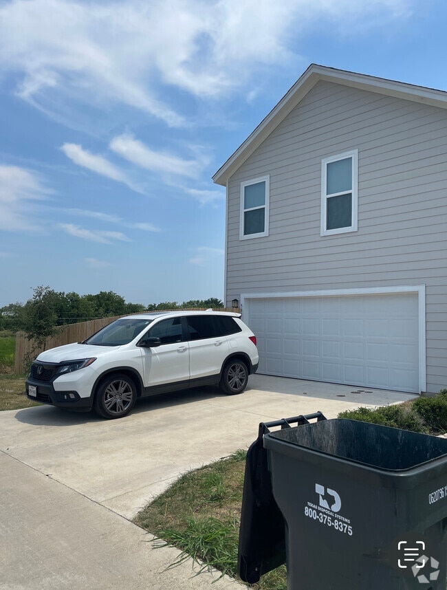 Building Photo - 588 Ferrule Dr Rental