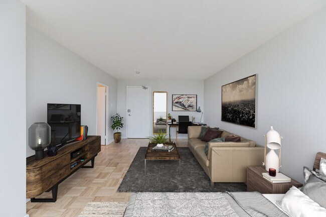 Photo - Skyliner Unit 00706