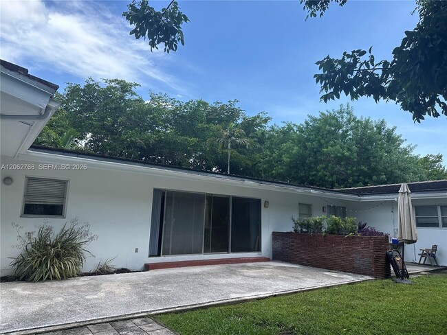 Photo - 5340 Orduna Dr