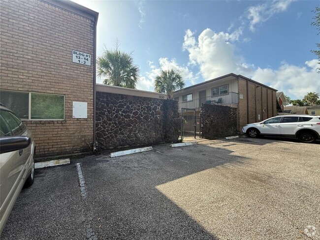 Building Photo - 1530 Heights Blvd Unit 22 Rental