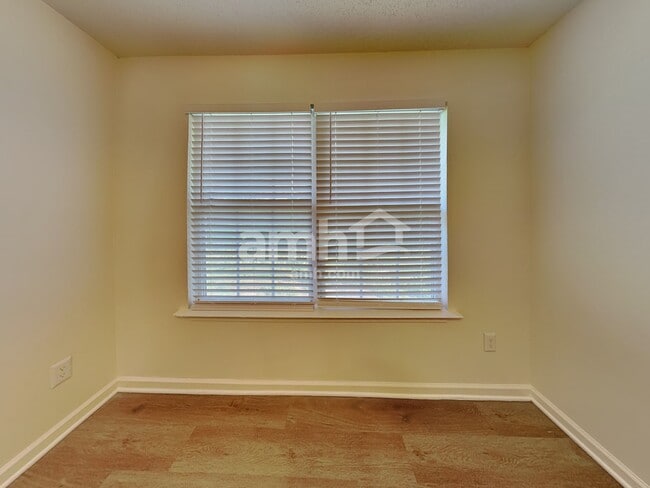 Photo - 4020 Landerwood Dr