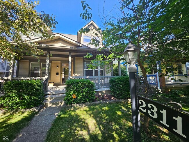Building Photo - 2311 Alabama St