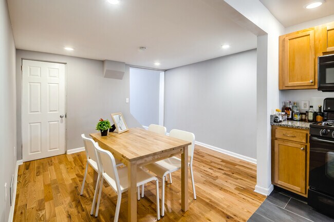 Photo - 2144 E Arizona St