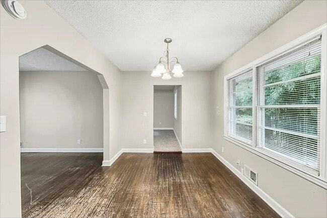 Photo - 2751 Flagstone Dr SE