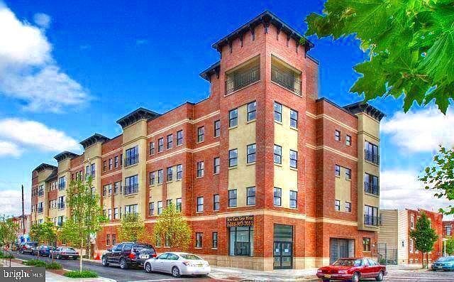 Building Photo - 700 New St Unit 102