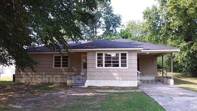 Building Photo - 2240 2nd Pl NE Rental