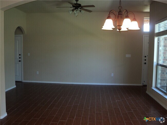 Building Photo - 1109 Brown Rock Dr Rental