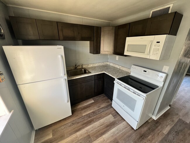 Photo - 116 Willow St Unidad 7