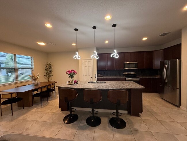 Photo - 2643 E Lake Pointe Dr