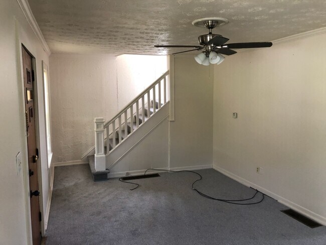 Photo - 1505 Rugby Rd