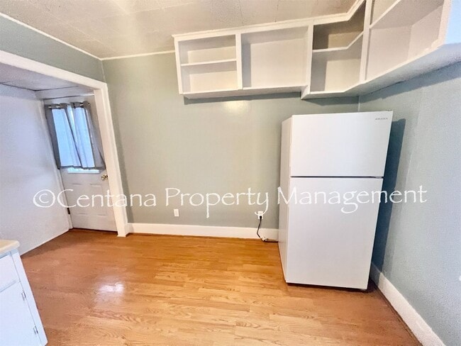 Photo - 2300 Ottawa St Unit A