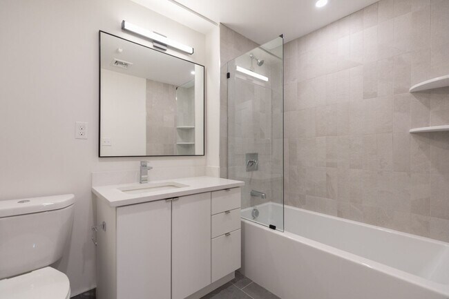 Photo - 12 E Lenox St