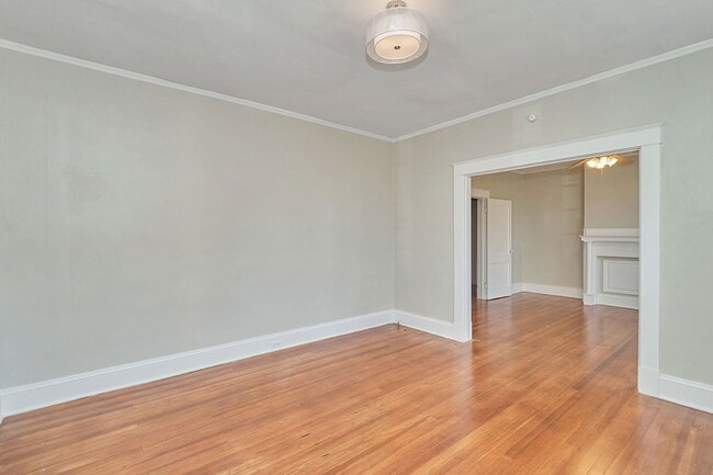 Photo - 2118 Fairfax Ave