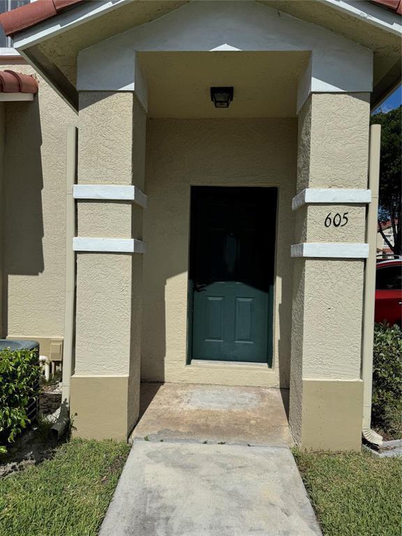 Photo - 605 Belmont Ln