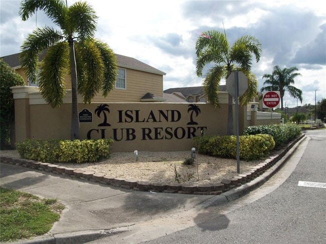 511 Coconut Palm Way