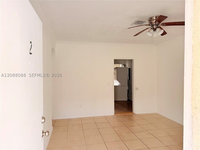 Photo - 2410 NW 34th St Unit 2