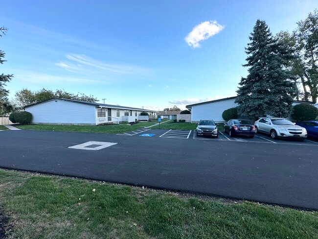 Exterior 3