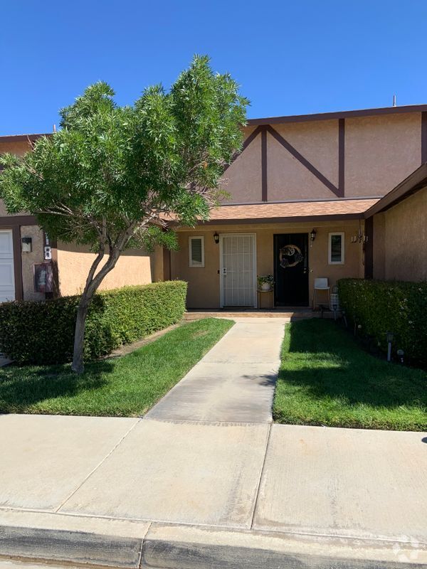 Building Photo - 43920 Bobby Jones Dr Rental