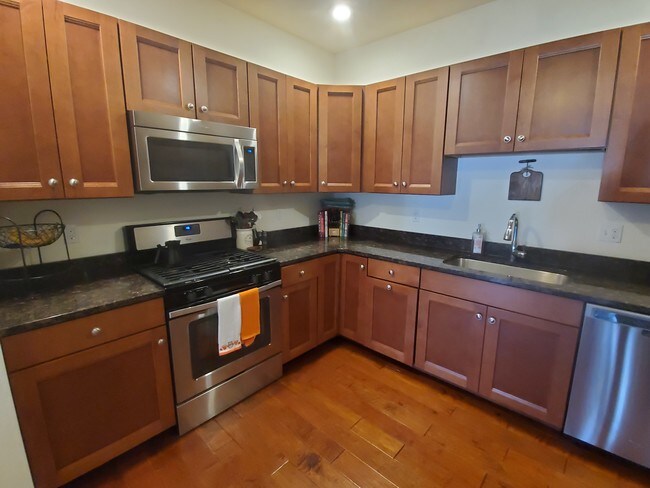 Photo - 235 Washington St Apartments Unit 2