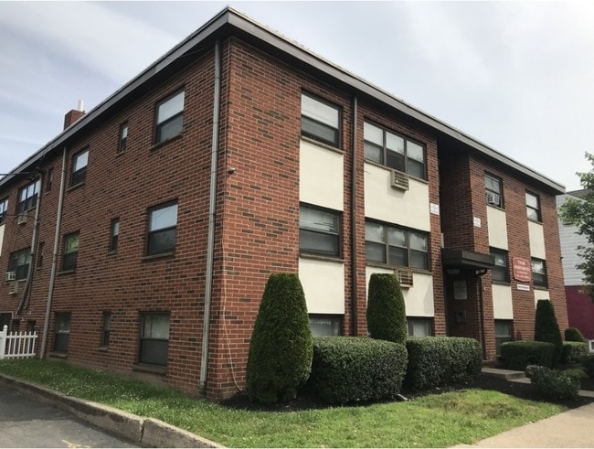 Tyler Apartments - Tyler Apartments