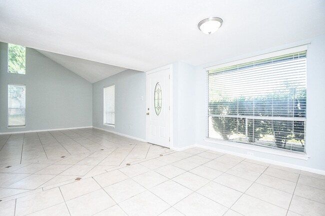 Photo - 2430 Long Reach Dr