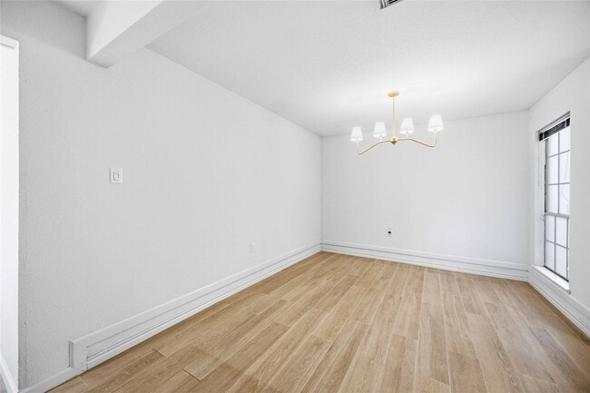 Photo - 16202 Mill Point Dr