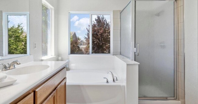 Photo - 3957 Chateau Ln