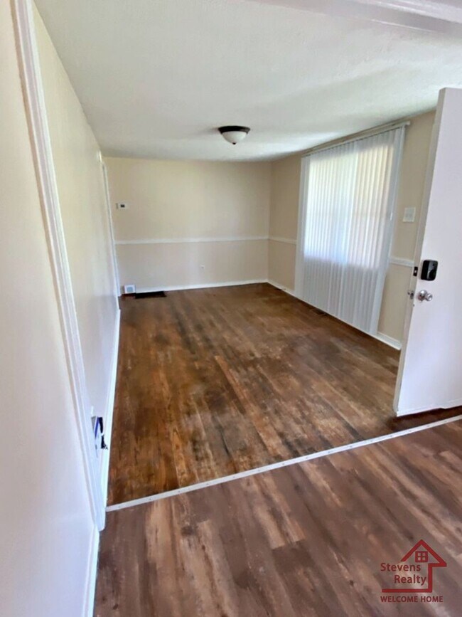 Photo - 25 N Franklin Ave