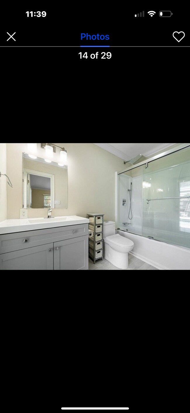 Photo - 740 NE 69th St