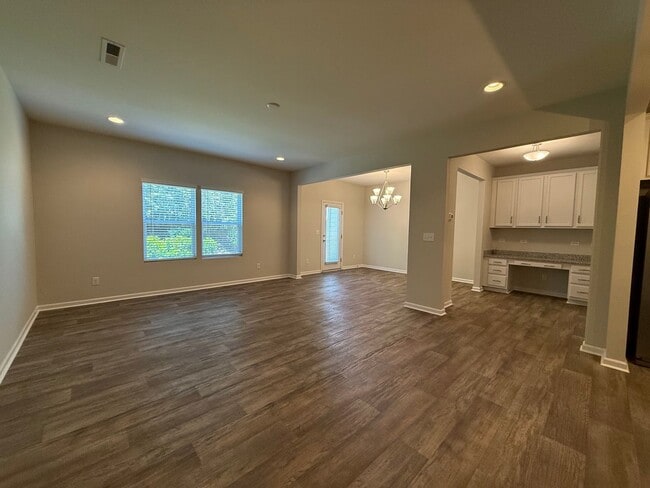Photo - Updated 3 Bedroom Townhome with Harrisburg Schools