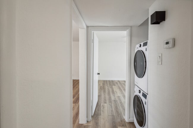 Photo - 4321 Cole Ave