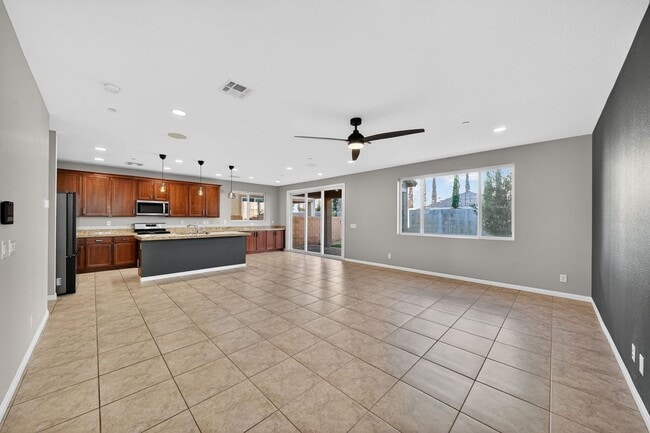 Photo - 8909 Wallner St