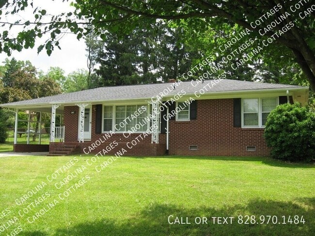 Building Photo - 307 Oak Grove Rd Rental