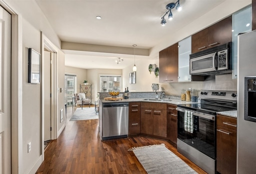 Photo - Stunning 1 bed condo in desirable Belltown and Lower Queen Anne! Available 3/7/26!