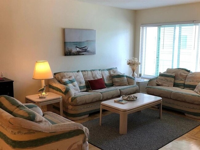 Photo - 2071 Australia Way W Unit 29