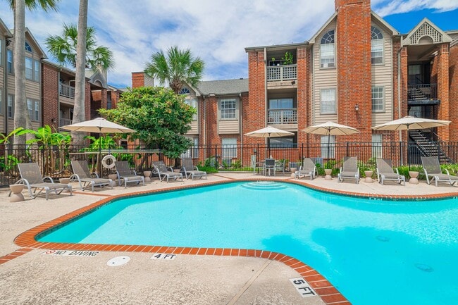 Photo - The Elle Collection