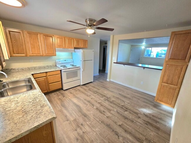 Photo - 3020 Denver St Unidad #5