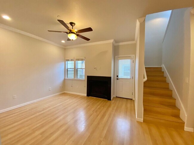 140 Valley Oak Dr Unit 140